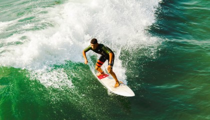 kaiyun登录-风云突变！利物浦加时战术微调，TheShy与塞尔维亚激战60分钟，C罗连续十二场破门逆转